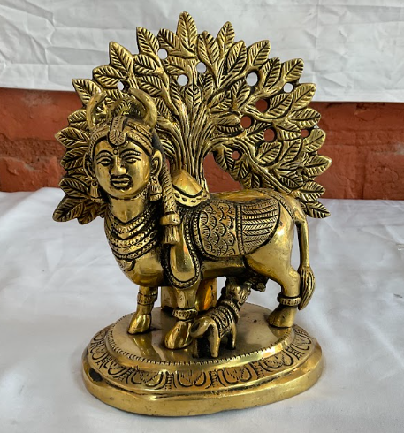 Art metalware detail 2