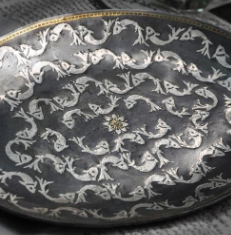 Bidriware floral motif with silver tarkashi, image 3