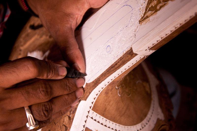 Miraj sitar detail 2