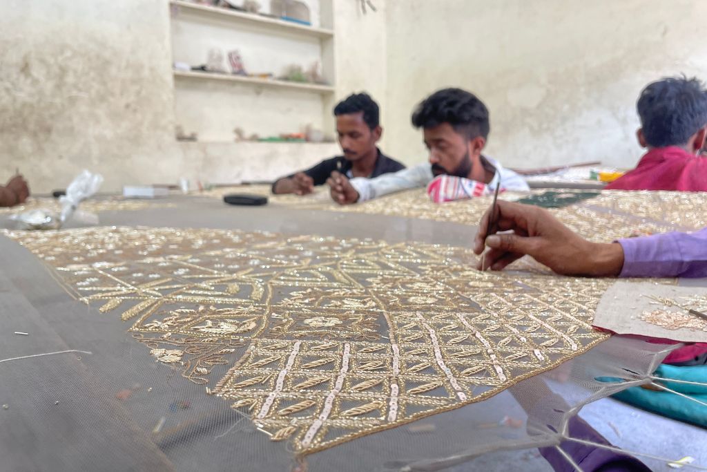 Bareilly zari zardozi embroidery example 1