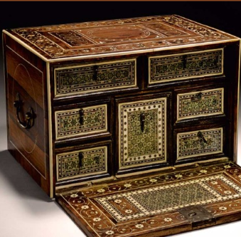 Sadeli craft micromosaic inlay detail 1